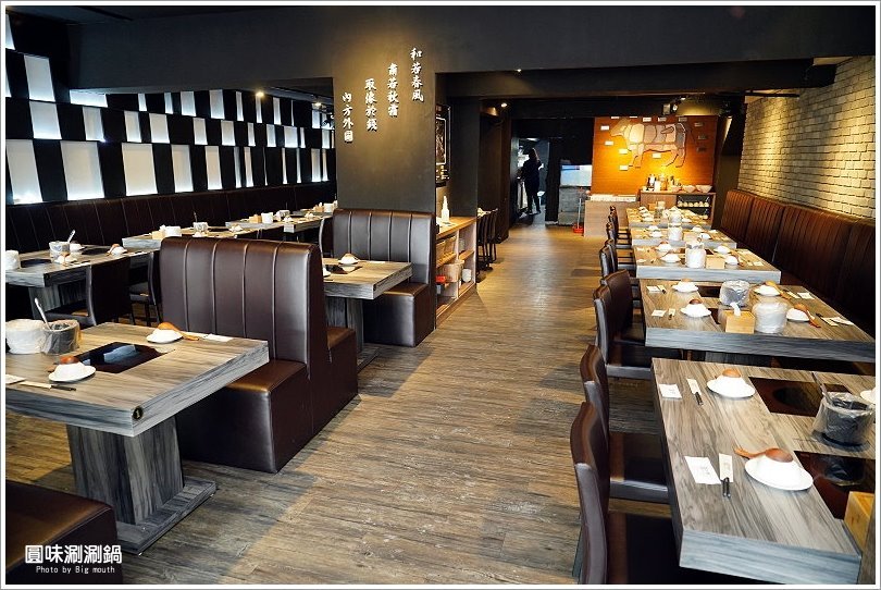 【台北火鍋】超可愛小熊泡湯! 圓味涮涮鍋．大份量肉盤、大貝里斯龍蝦，必點美味!