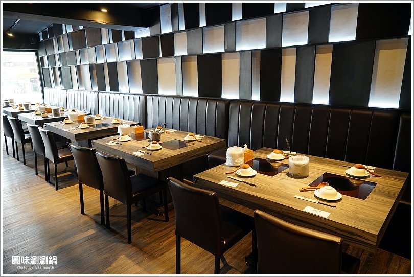 【台北火鍋】超可愛小熊泡湯! 圓味涮涮鍋．大份量肉盤、大貝里斯龍蝦，必點美味!