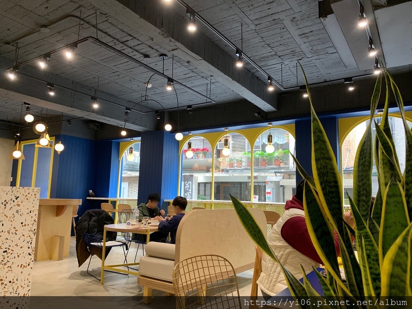 5B4BFDE5-5D45-40EA-92CC-CC328F648B32