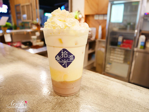 【台南美食】漫渡拾光-西門店 溫馨派開放式裝潢 ‖ 攝影師風格的浪漫飲品 ❤ 逛街累了就來杯療育飲品吧