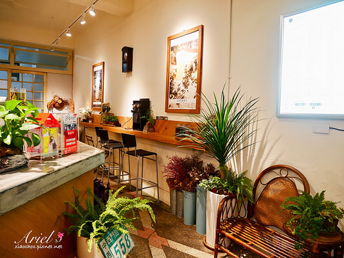 【台南美食】漫渡拾光-西門店 溫馨派開放式裝潢 ‖ 攝影師風格的浪漫飲品 ❤ 逛街累了就來杯療育飲品吧