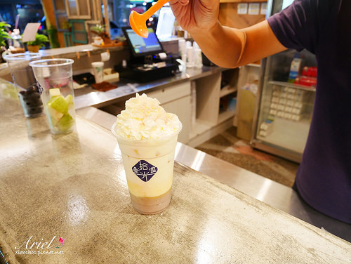 【台南美食】漫渡拾光-西門店 溫馨派開放式裝潢 ‖ 攝影師風格的浪漫飲品 ❤ 逛街累了就來杯療育飲品吧