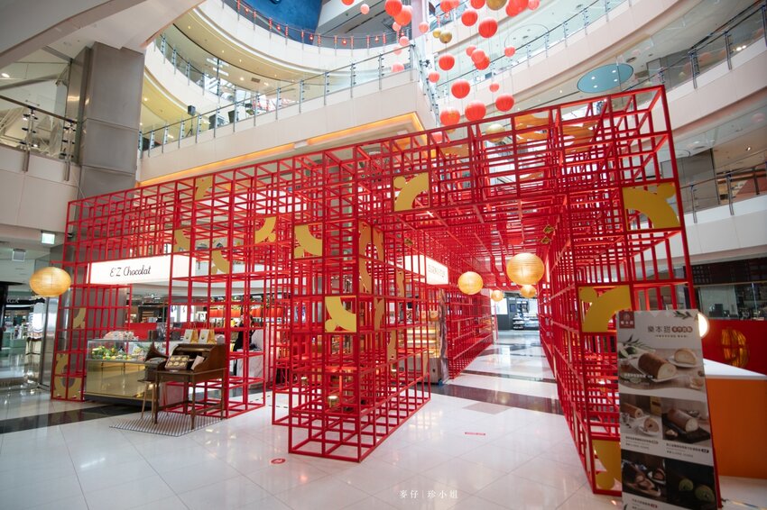 2022新春賀歲最好逛『大江購物中心』,虎力全開送鈔大,桃園青埔美食最齊全,全年免費停車!