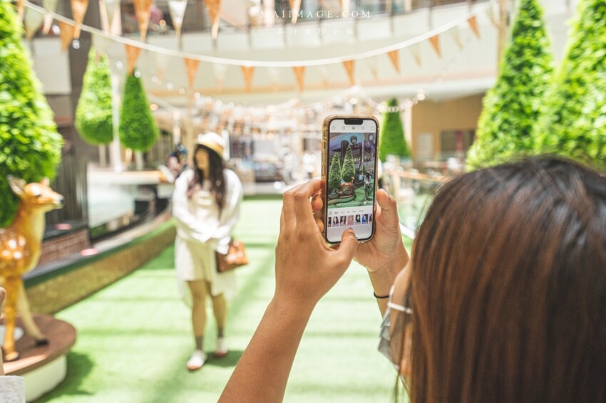 野餐模式啟動！森林系購物商城在大江購物中心，桃園青埔必訪大江購物中心2022春夏裝置藝術亮點滿滿，甜點輕