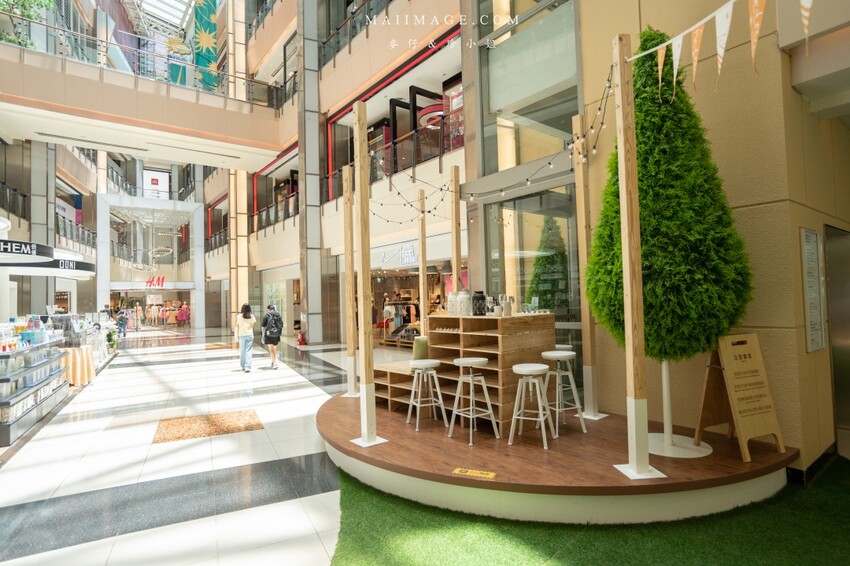 野餐模式啟動！森林系購物商城在大江購物中心，桃園青埔必訪大江購物中心2022春夏裝置藝術亮點滿滿，甜點輕