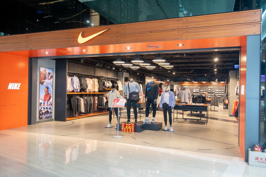 2022新春賀歲最好逛『大江購物中心』,虎力全開送鈔大,桃園青埔美食最齊全,全年免費停車!