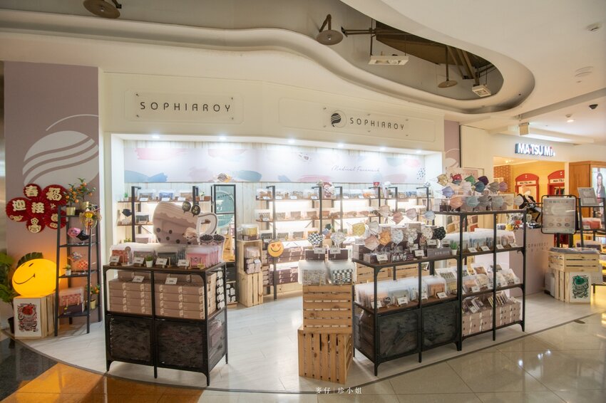 2022新春賀歲最好逛『大江購物中心』,虎力全開送鈔大,桃園青埔美食最齊全,全年免費停車!