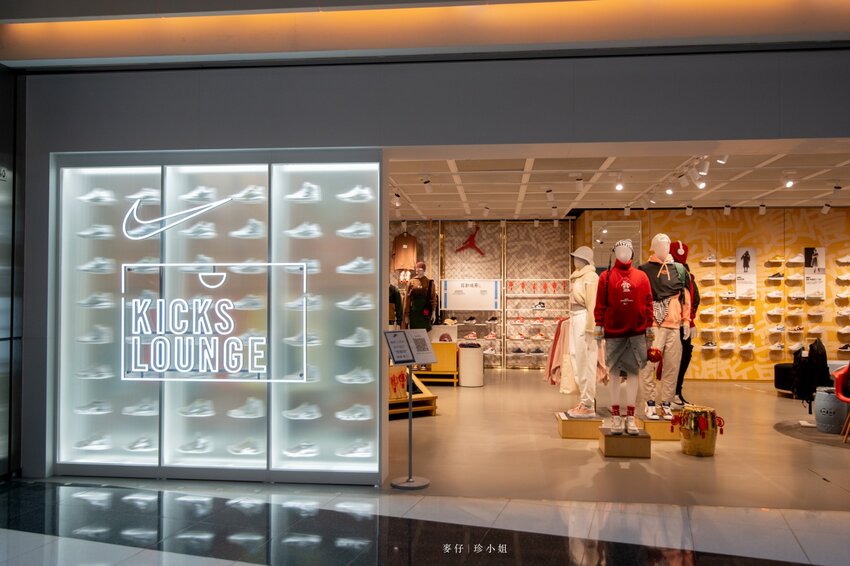 2022新春賀歲最好逛『大江購物中心』,虎力全開送鈔大,桃園青埔美食最齊全,全年免費停車!