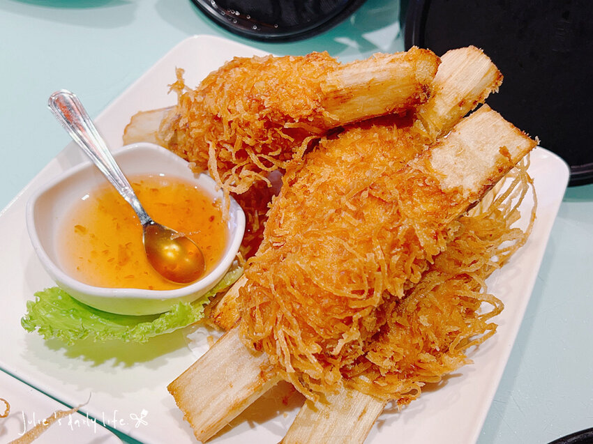 賀歲祭來大江，逛一整天都不夠，桃園青埔美食綠洲，好吃好玩又滿足，快來大江購物中心沾沾春節喜氣！