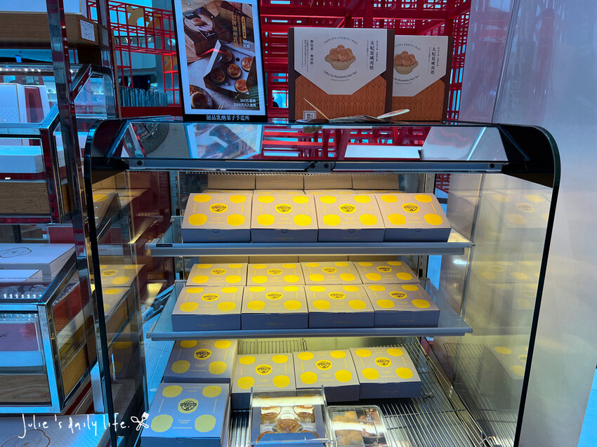 賀歲祭來大江，逛一整天都不夠，桃園青埔美食綠洲，好吃好玩又滿足，快來大江購物中心沾沾春節喜氣！