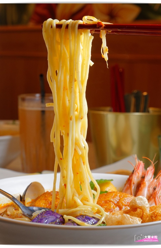 瘦仔林叻沙,道地馬來西亞風味x網美打卡店！檳城亞參叻沙,辣死你媽椰漿飯,香濃蝦湯頭~有夠正點,台北市民大道美食,台北叻沙推薦, - 大胃米粒 DAVID & MILLY