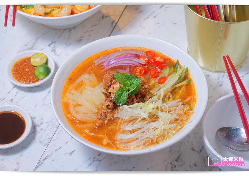 瘦仔林叻沙,道地馬來西亞風味x網美打卡店！檳城亞參叻沙,辣死你媽椰漿飯,香濃蝦湯頭~有夠正點,台北市民大道美食,台北叻沙推薦, - 大胃米粒 DAVID & MILLY