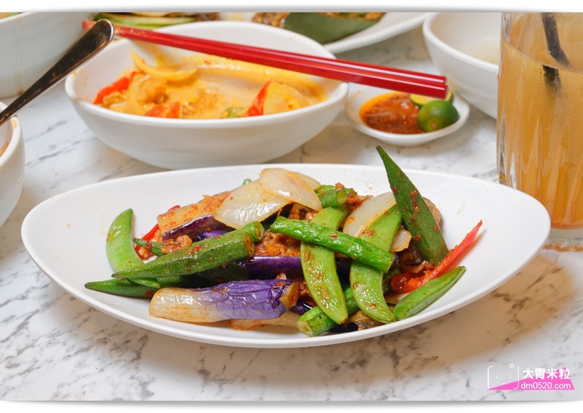 瘦仔林叻沙,道地馬來西亞風味x網美打卡店！檳城亞參叻沙,辣死你媽椰漿飯,香濃蝦湯頭~有夠正點,台北市民大道美食,台北叻沙推薦, - 大胃米粒 DAVID & MILLY