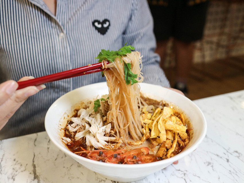 瘦仔林叻沙 (82)