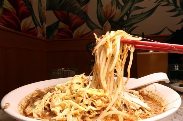 瘦仔林叻沙: 瘦仔林叻沙 來自馬來西亞道地砂勞越叻沙 瘦仔林叻沙: 瘦仔林叻沙 來自馬來西亞道地砂勞越叻沙