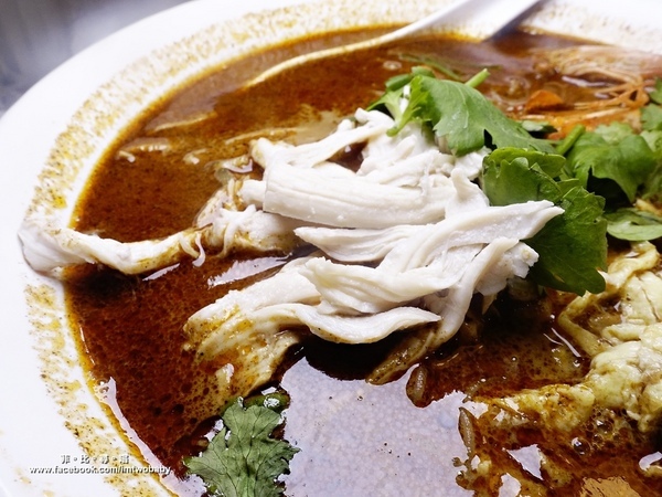 瘦仔林叻沙：捷運忠孝復興站美食 瘦仔林叻沙laksa 來自馬來西亞料理主廚 享受道地南洋美食免出國 網美IG打卡新熱點！