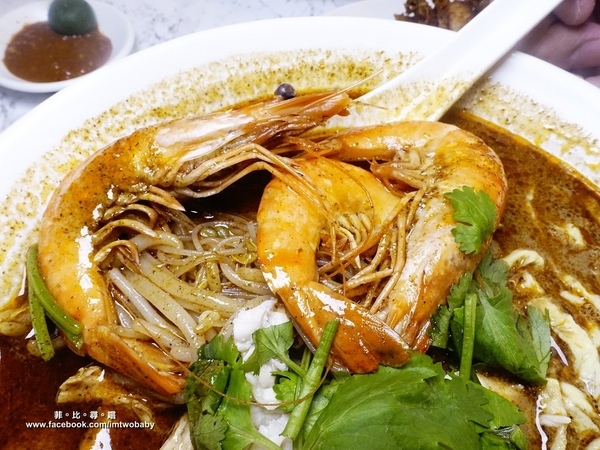 瘦仔林叻沙：捷運忠孝復興站美食 瘦仔林叻沙laksa 來自馬來西亞料理主廚 享受道地南洋美食免出國 網美IG打卡新熱點！