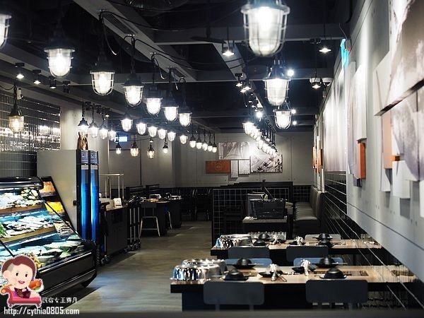 桃園經國路美食-祥富水產桃園店-海鮮火鍋超市來啦~單點火鍋的食材，比全聯還便宜的價格啊!!!! (邀約) @民宿女王芽月-美食.旅遊.全台趴趴走