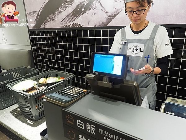 桃園經國路美食-祥富水產桃園店-海鮮火鍋超市來啦~單點火鍋的食材，比全聯還便宜的價格啊!!!! (邀約) @民宿女王芽月-美食.旅遊.全台趴趴走