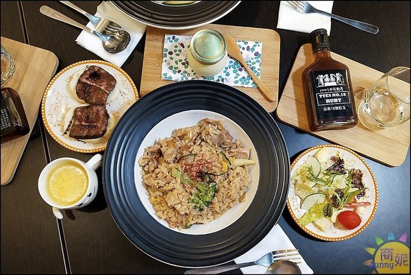 1001手作廚房：台中高CP值義式料理。1001手作廚房。 高質感平價消費網路一致好評！