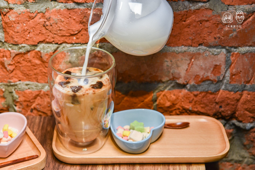 水礦 Restaurant & Cafe：台北大安區美食-東區免收服務費的質感義式咖啡廳，必點濃郁的泡菜奶油義大利麵！