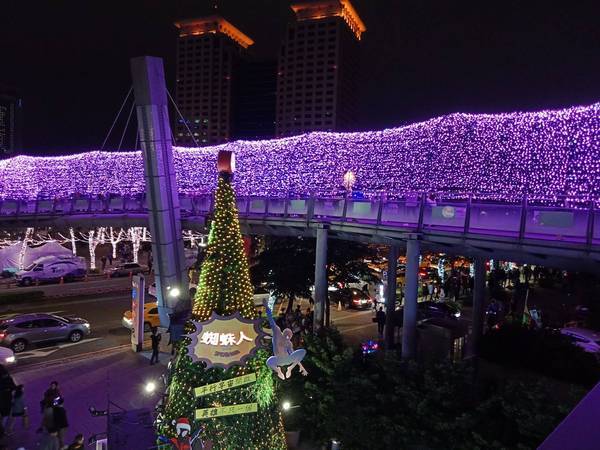 2018新北市歡樂耶誕城：【新北景點】2018新北歡樂耶誕城@捷運板橋站