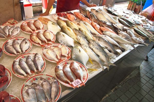 【超過170個攤位!】各式各樣美食、食材讓你逛到腳酸!不論刮風還是下大雨,都能逛街絕佳室內好景點!-汐止秀豐市場