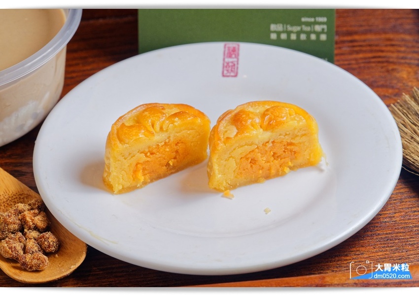 創意港式甜品x台式手搖,糖朝甜品屋,台北101新登場,必喝黑磚柴燒珍奶芝花,港式豆腐花,搭配專利環保杯,在家也能蓋出101,台北101美食推薦, - 大胃米粒 DAVID & MILLY