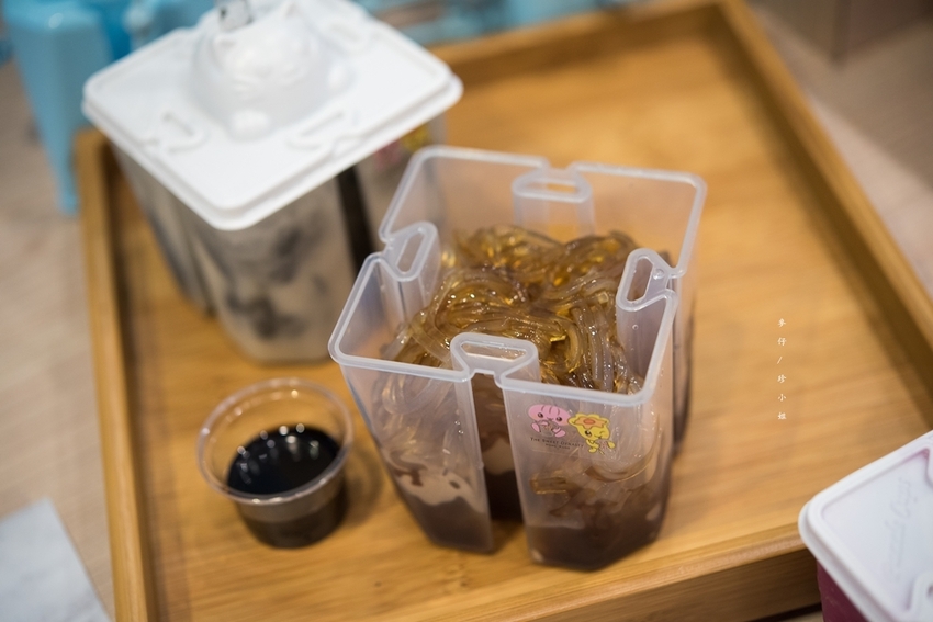 台北101|糖朝甜品屋|地道港式甜品結合台式手搖店全新概念專賣店|獨創專利環保杯~好吃新奇又好玩|捷運101站美食 台北101|糖朝甜品屋|地道港式甜品結合台式手搖店全新概念專賣店|獨創專利環保杯~好吃新奇又好玩|捷運101站美食