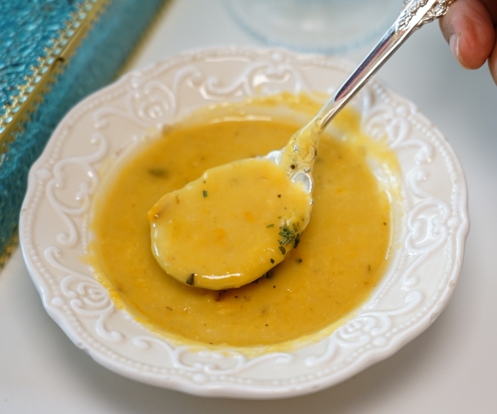 跳躍的宅男 - [花蓮美食]粉色系夢幻少女風超好拍 日式半熟蛋包飯推薦 自製彩虹千層蛋糕好吃又好看-Unicorn獨角獸洋食館