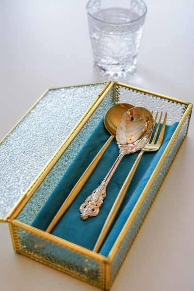 跳躍的宅男 - [花蓮美食]粉色系夢幻少女風超好拍 日式半熟蛋包飯推薦 自製彩虹千層蛋糕好吃又好看-Unicorn獨角獸洋食館