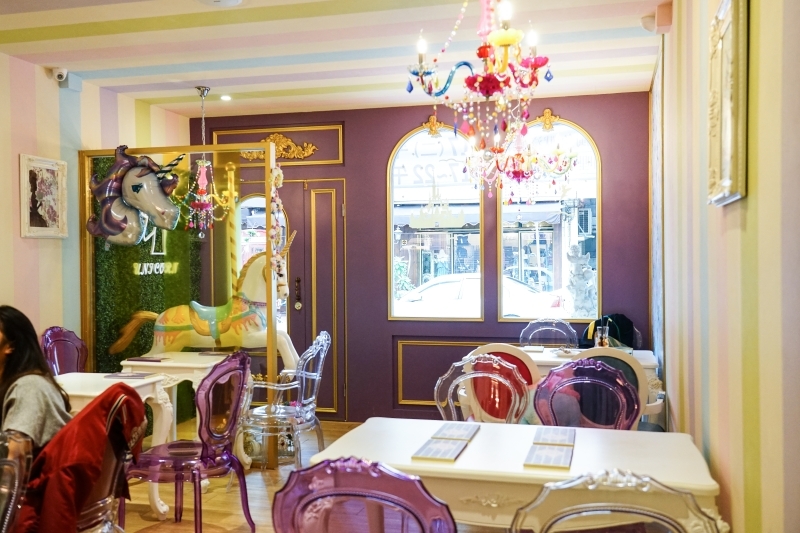 跳躍的宅男 - [花蓮美食]粉色系夢幻少女風超好拍 日式半熟蛋包飯推薦 自製彩虹千層蛋糕好吃又好看-Unicorn獨角獸洋食館