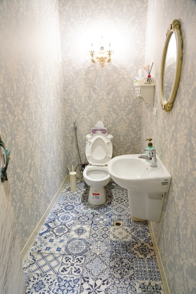 跳躍的宅男 - [花蓮美食]粉色系夢幻少女風超好拍 日式半熟蛋包飯推薦 自製彩虹千層蛋糕好吃又好看-Unicorn獨角獸洋食館