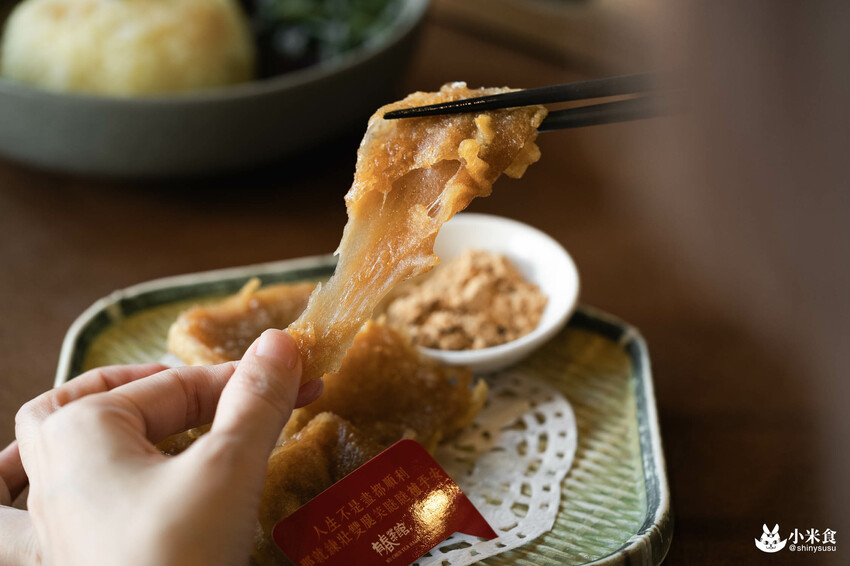 有春茶館大墩店｜情懷好味重拾家溫度。還有隱藏版古早味冰沙｜台中茶館小吃｜公益路下午茶推薦 - 小米食