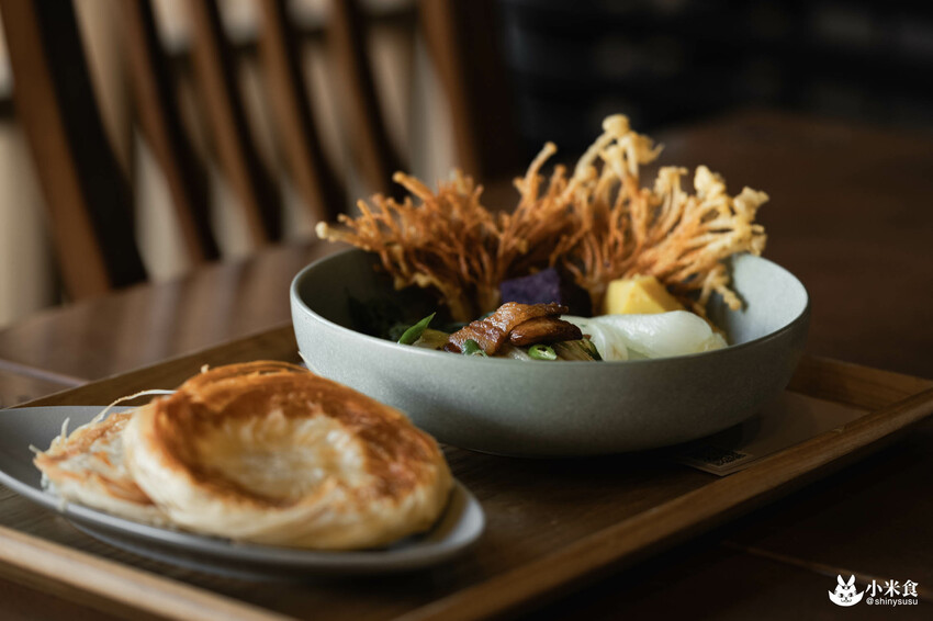 有春茶館大墩店｜情懷好味重拾家溫度。還有隱藏版古早味冰沙｜台中茶館小吃｜公益路下午茶推薦 - 小米食