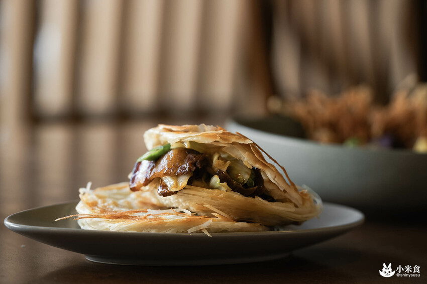 有春茶館大墩店｜情懷好味重拾家溫度。還有隱藏版古早味冰沙｜台中茶館小吃｜公益路下午茶推薦 - 小米食