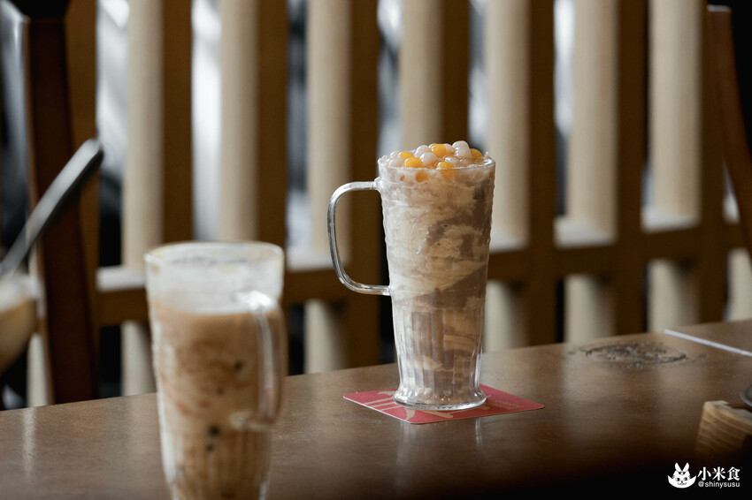 有春茶館大墩店｜情懷好味重拾家溫度。還有隱藏版古早味冰沙｜台中茶館小吃｜公益路下午茶推薦 - 小米食