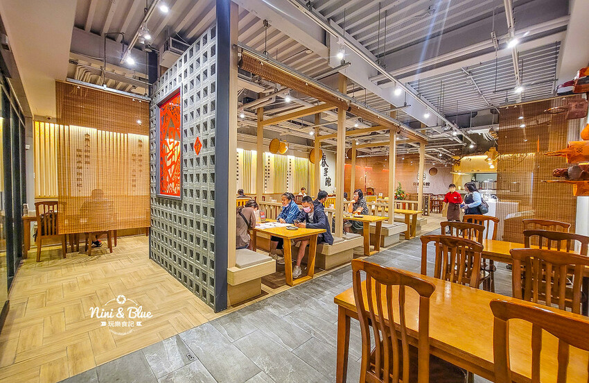 2022冬季草莓冰開賣，還有超霸氣的蔥燒虱目魚肚飯給你完整魚片 -妮妮布魯