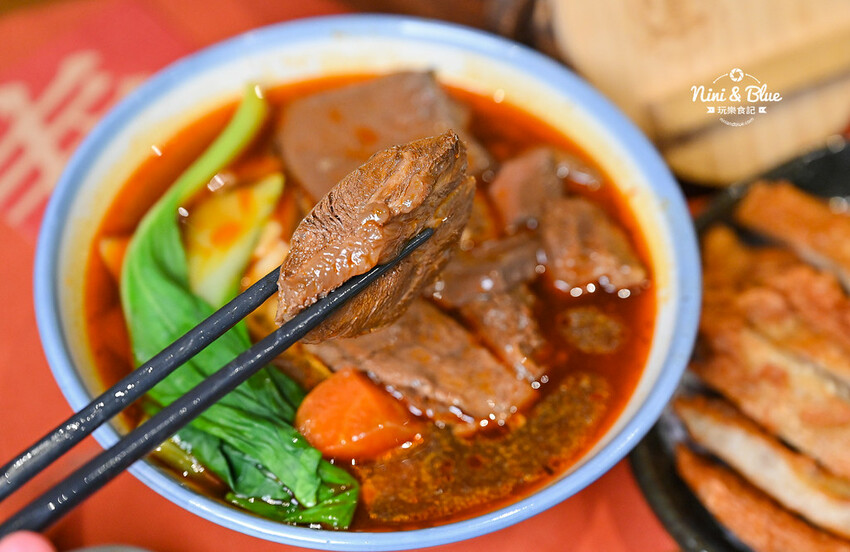 2022冬季草莓冰開賣，還有超霸氣的蔥燒虱目魚肚飯給你完整魚片 -妮妮布魯