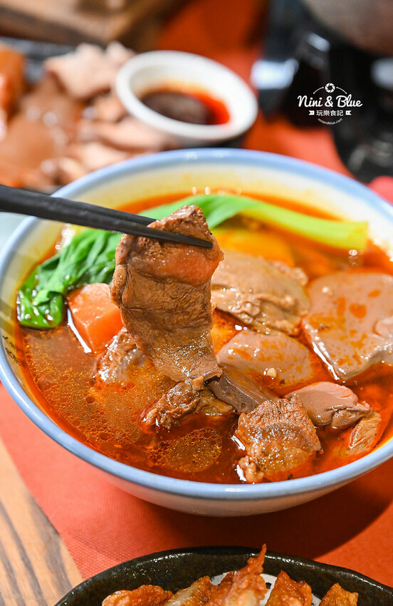 2022冬季草莓冰開賣，還有超霸氣的蔥燒虱目魚肚飯給你完整魚片 -妮妮布魯