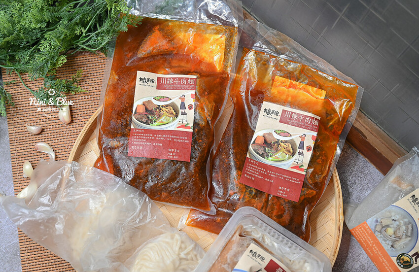 台味餐盒雙主菜+送飲料很豐盛,還有冷凍熟食包優惠中*妮妮布魯