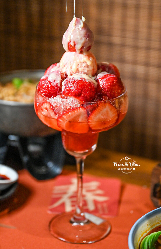 2022冬季草莓冰開賣，還有超霸氣的蔥燒虱目魚肚飯給你完整魚片 -妮妮布魯