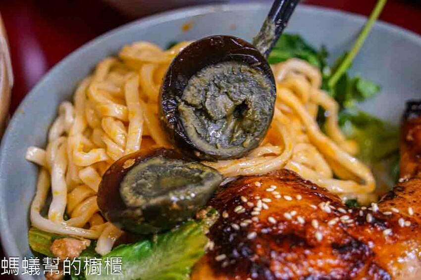 台中市南屯區有春茶館 | 台中南屯美食茶館，經典麻油雞、蜜糖粳粽冰、魷魚螺肉蒜，點心飲料高水準，聚餐包廂都合宜！ - 螞蟻幫的櫥櫃