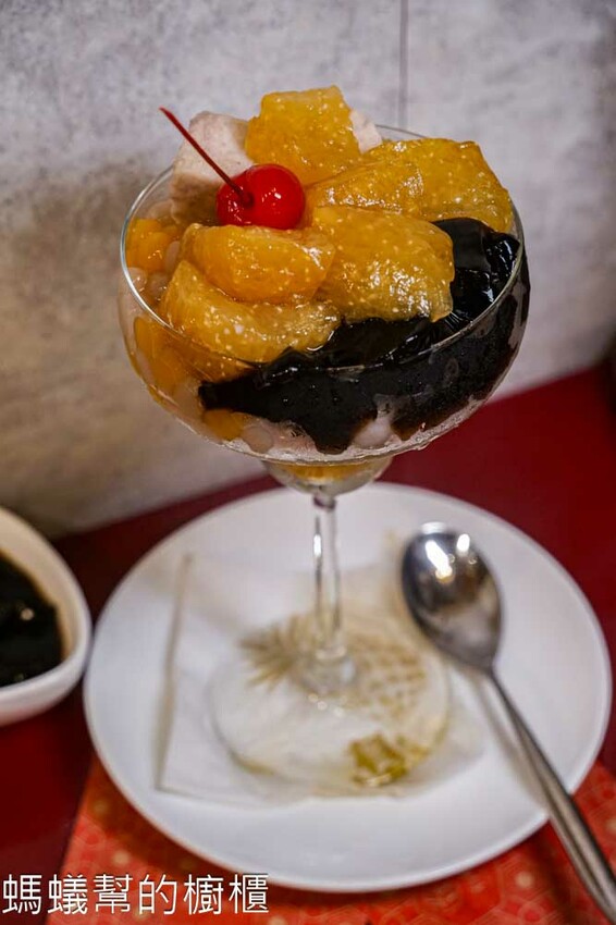 台中市南屯區有春茶館 | 台中南屯美食茶館，經典麻油雞、蜜糖粳粽冰、魷魚螺肉蒜，點心飲料高水準，聚餐包廂都合宜！ - 螞蟻幫的櫥櫃