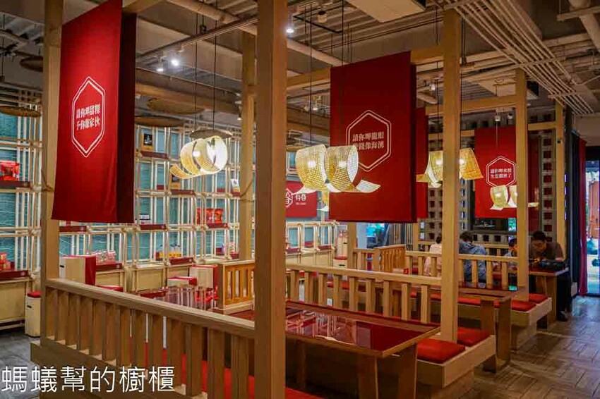 台中市南屯區有春茶館 | 台中南屯美食茶館，經典麻油雞、蜜糖粳粽冰、魷魚螺肉蒜，點心飲料高水準，聚餐包廂都合宜！ - 螞蟻幫的櫥櫃