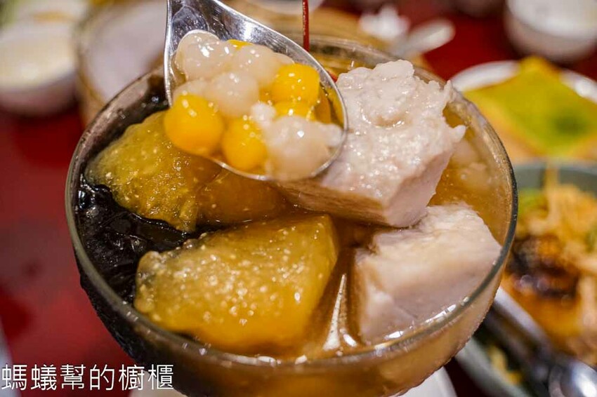 台中市南屯區有春茶館 | 台中南屯美食茶館，經典麻油雞、蜜糖粳粽冰、魷魚螺肉蒜，點心飲料高水準，聚餐包廂都合宜！ - 螞蟻幫的櫥櫃