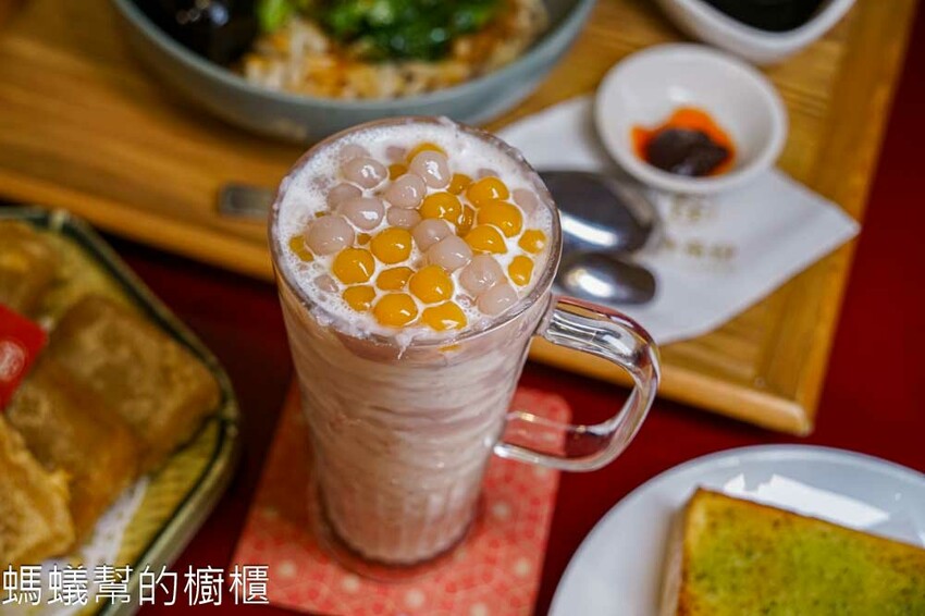 台中市南屯區有春茶館 | 台中南屯美食茶館，經典麻油雞、蜜糖粳粽冰、魷魚螺肉蒜，點心飲料高水準，聚餐包廂都合宜！ - 螞蟻幫的櫥櫃