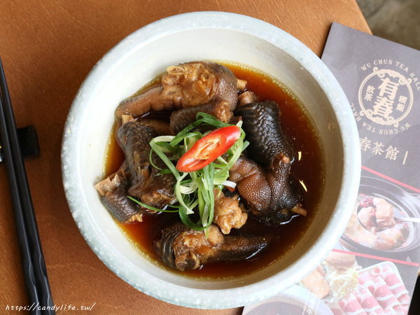 有春茶館(大墩店):台中美食│有春茶館大墩店〃裝潢充滿古色古香,餐點好吃,非常適合聚餐聊天的好所在~