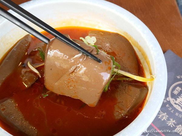 有春茶館(大墩店):台中美食│有春茶館大墩店〃裝潢充滿古色古香,餐點好吃,非常適合聚餐聊天的好所在~