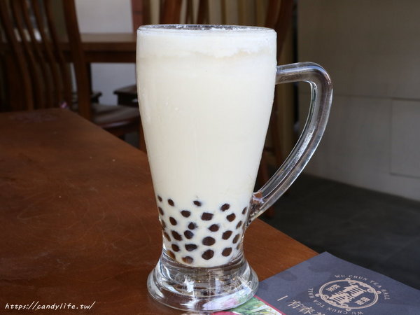 有春茶館(大墩店):台中美食│有春茶館大墩店〃裝潢充滿古色古香,餐點好吃,非常適合聚餐聊天的好所在~